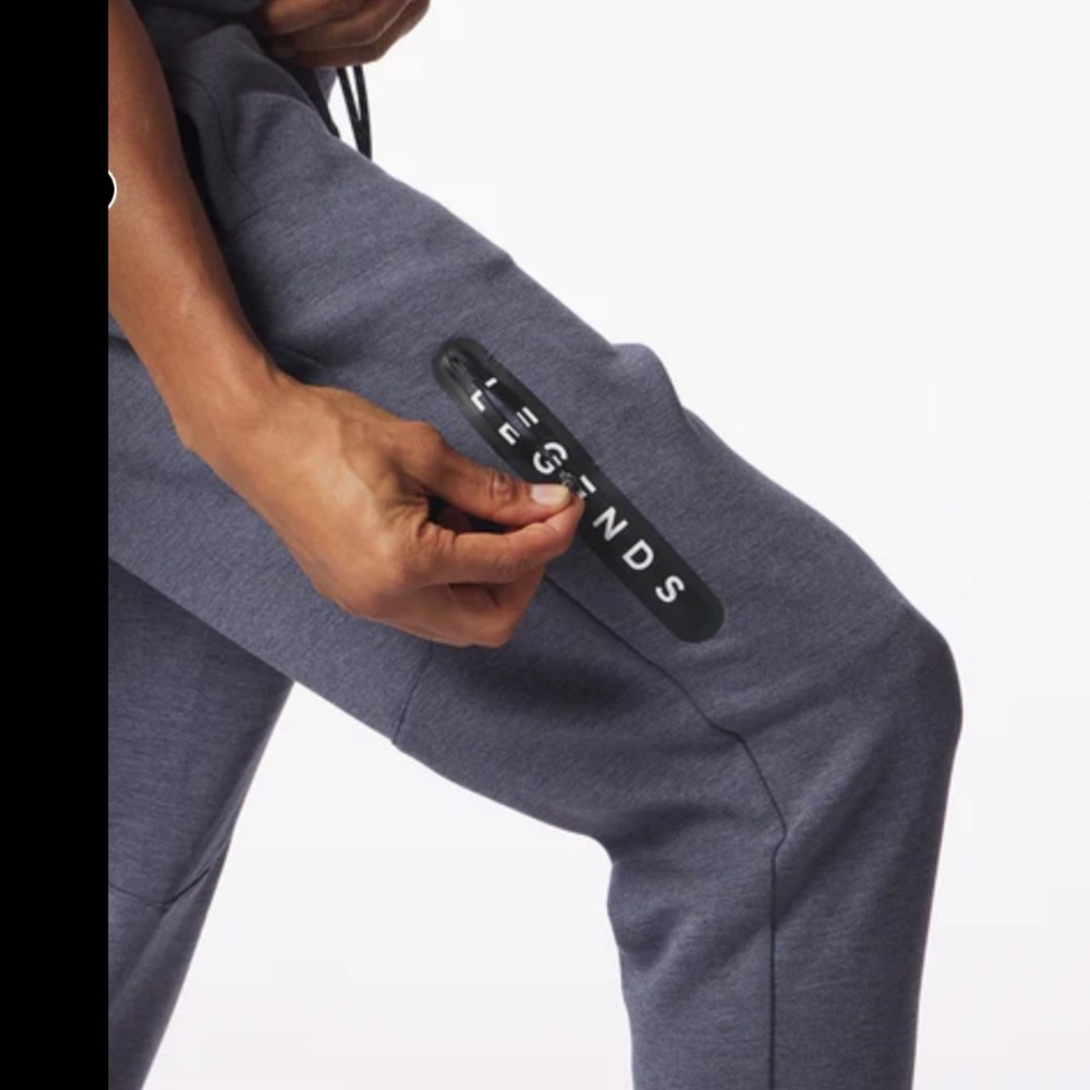 Legends HAWTHORNE TECH JOGGER
NAVY